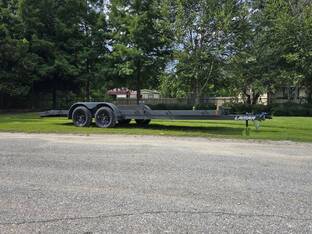 2025 Lamar 22' Carhauler