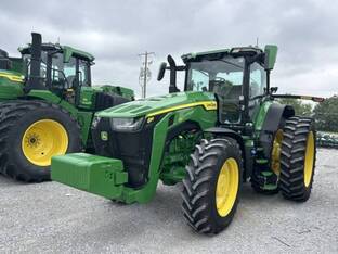2023 John Deere 8R 310