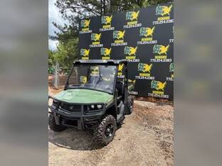 2023 John Deere XUV835M