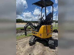 2025 John Deere 17 P