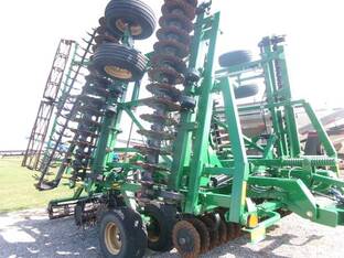 2017 Great Plains 3000TM