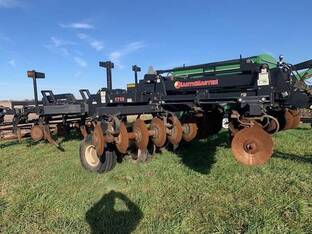 M&W EARTHMASTER 1710