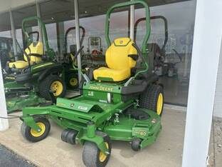2023 John Deere Z735M