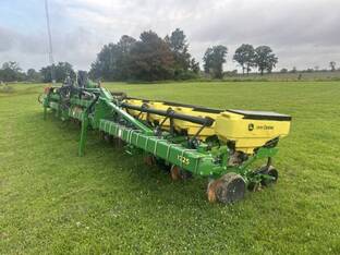 2021 John Deere 1725