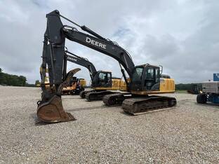 2018 John Deere 210G LC