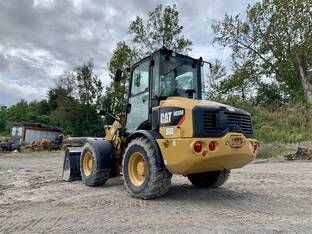 2015 Caterpillar 908M