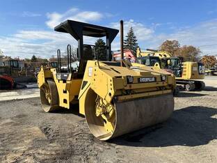 2009 Caterpillar CB-564D