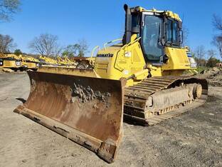 2019 Komatsu D61PXi-24