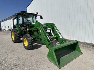 2016 John Deere 5100E