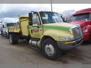 2004 International DURASTAR 4300