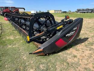 2022 MacDon Industries FD140