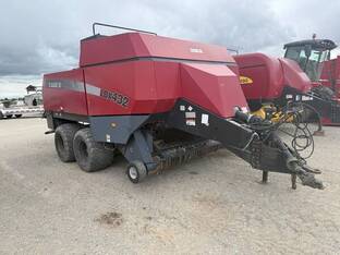 Case IH LBX432