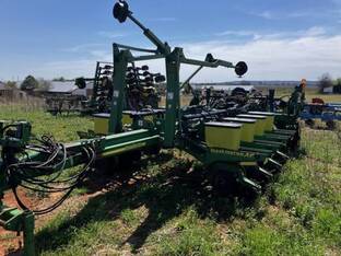 2005 John Deere 1770NT