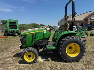2023 John Deere 3032E