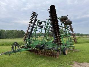 1999 John Deere 726