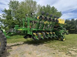 2023 John Deere 1795