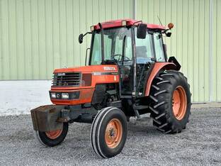 Kubota M8200