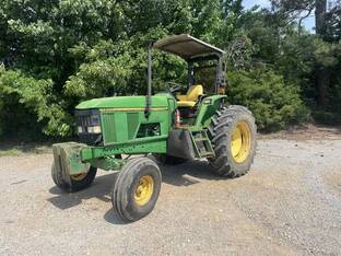 1993 John Deere 7200