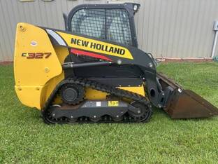 2022 New Holland C327