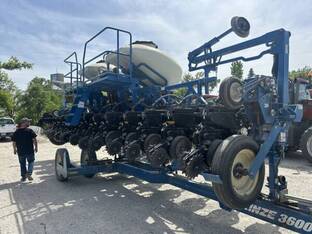 2019 Kinze 3600