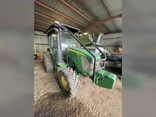2017 John Deere 5125R