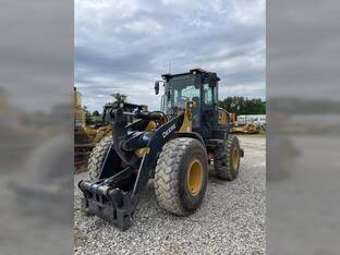 2023 John Deere 544G