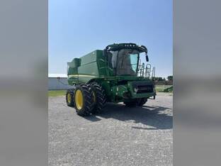 2023 John Deere S770