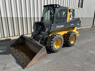 2022 John Deere 324G