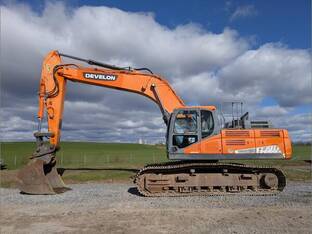 2015 Doosan DX300LC-5