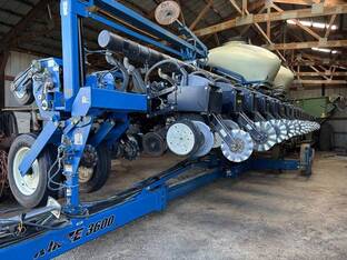 2012 Kinze 3600ASD