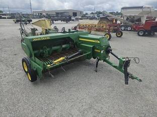 2019 John Deere 348