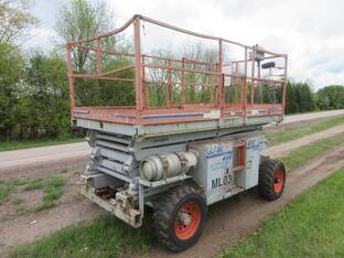 1999 SKYJACK SJ8831RT