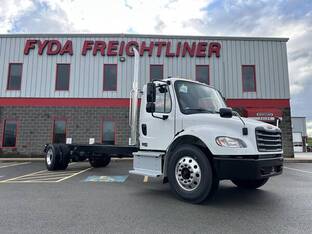 2026 Freightliner BUSINESS CLASS M2 106 PLUS