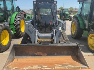 2023 John Deere 325G