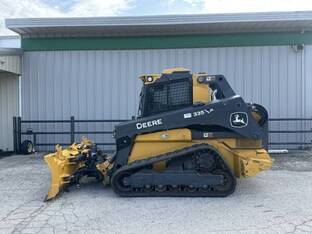 2024 John Deere 335 P