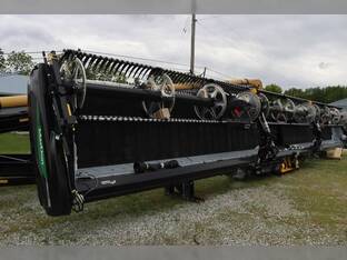 2025 MacDon Industries FD250