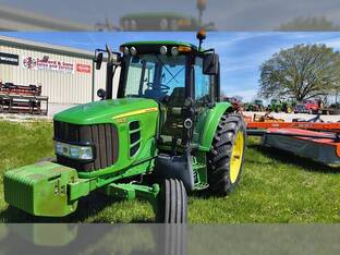 2010 John Deere 6430