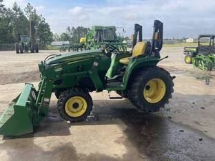 2022 John Deere 3032E