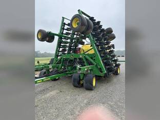 2022 John Deere N542C