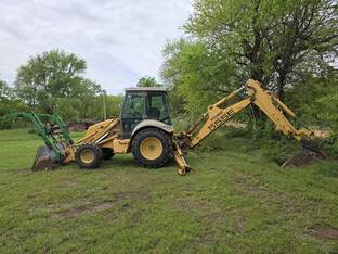 1997 New Holland 555E