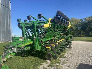 2018 John Deere 1795