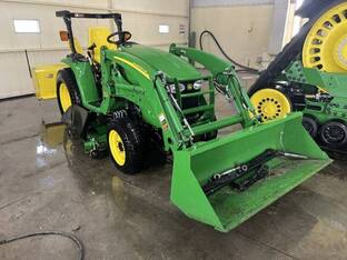 2012 John Deere 3520
