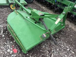 2005 John Deere MX5
