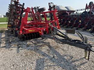 2019 Sunflower 6830-21