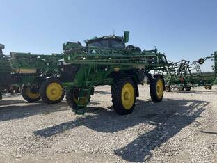 2022 John Deere 412R