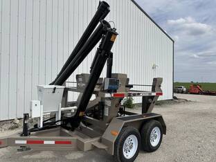 2021 TRAVIS SEED CART HSC 2200