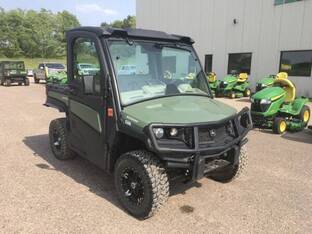 2022 John Deere GATOR XUV 835R