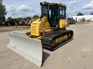 2017 Komatsu D39PXI24