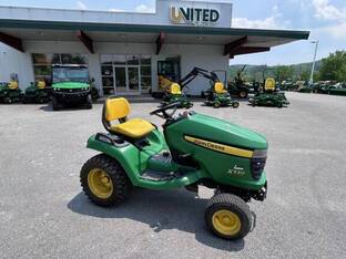 2011 John Deere X530