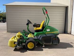2020 John Deere 2700